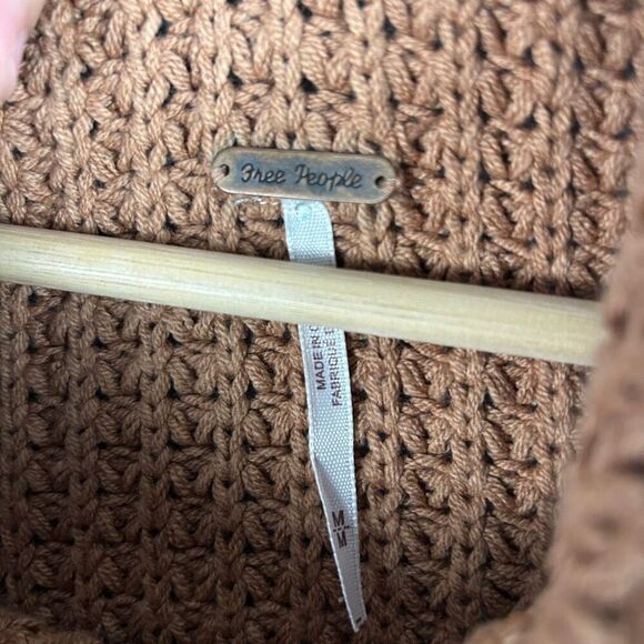 Free People Park City Chunky Oversized Bell Sleeve Sweater - Picture 5 of 6